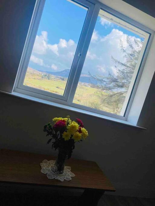 Teach Dunmore In The Heart Of Donegal Gaeltacht. Фалкара Екстериор снимка